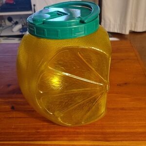 Vintage Packerware Lemon Pitcher Plastic